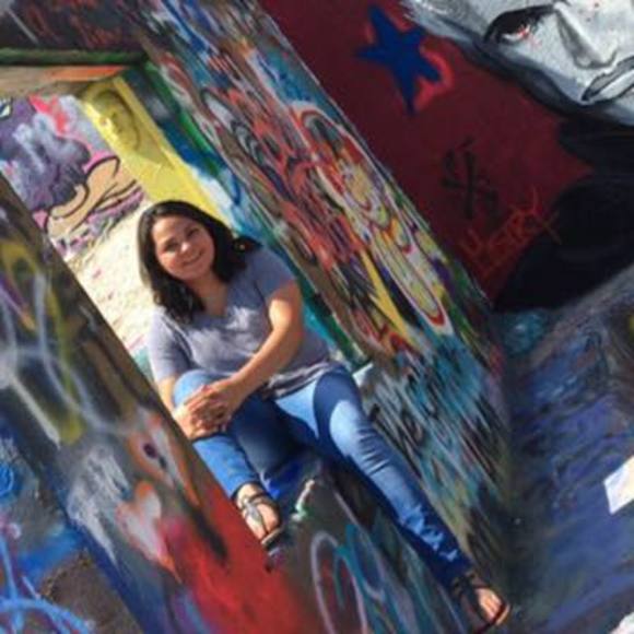 Meet your Posher, Zena - Picture 1 of 1